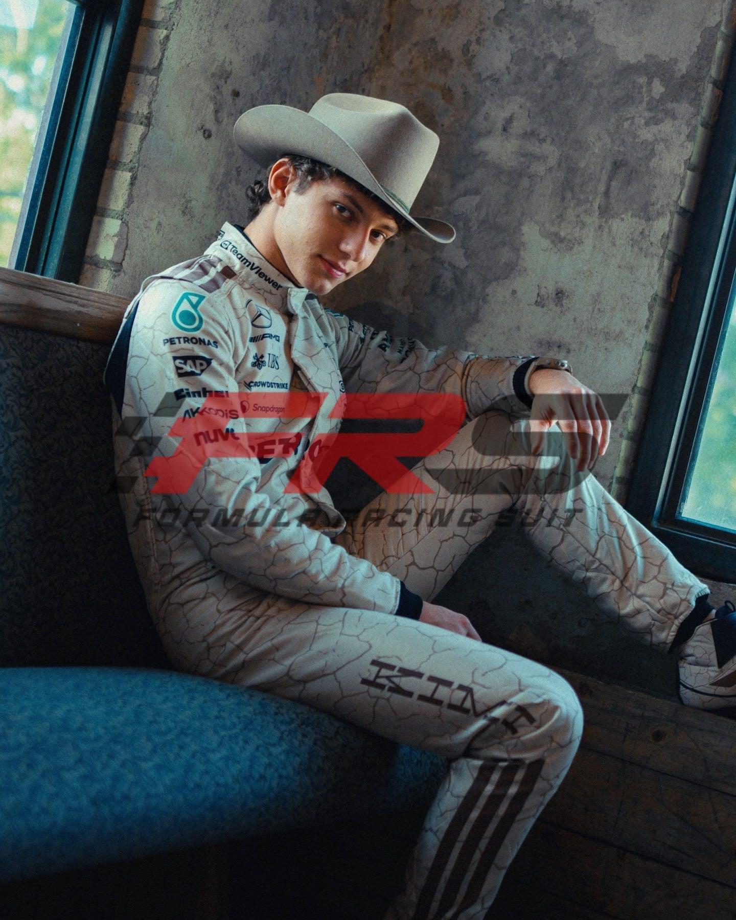 AndreaKimiAntonelli2025USAAustinGPF1RacingSuitTeamMercedes_2.jpg
