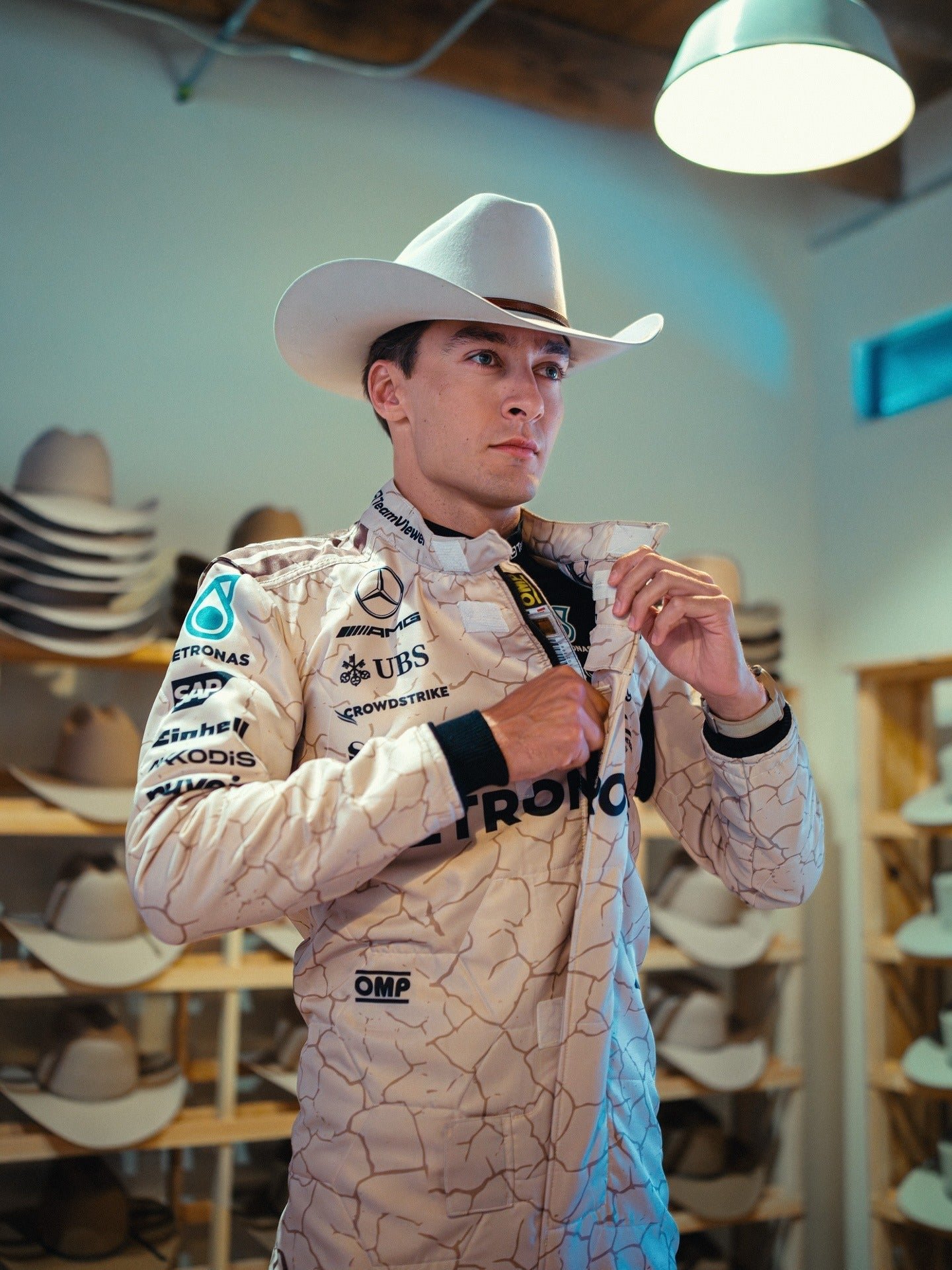 GeorgeRussell2025USAAustinGPF1RacingSuitTeamMercedes_2.jpg